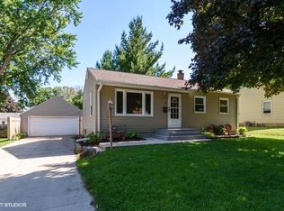 142 Easton Ave, Waterloo, IA 50702