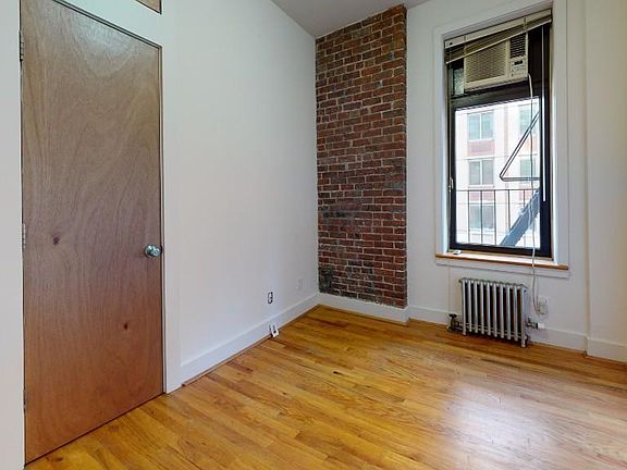 4th image of 129 E 97th St APT 4C