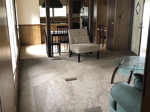 3rd image of 202 S Jefferson Ave