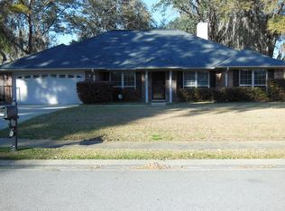 207 Julie Ln, Midway, GA 31320