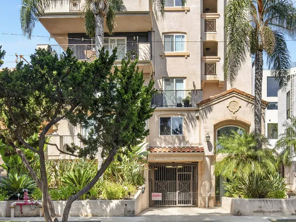 8609 W West Knoll Dr APT H, West Hollywood, CA 90069