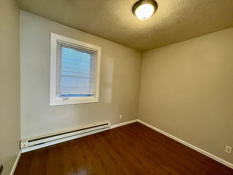 1314 W 9th Ave — Photo 4
