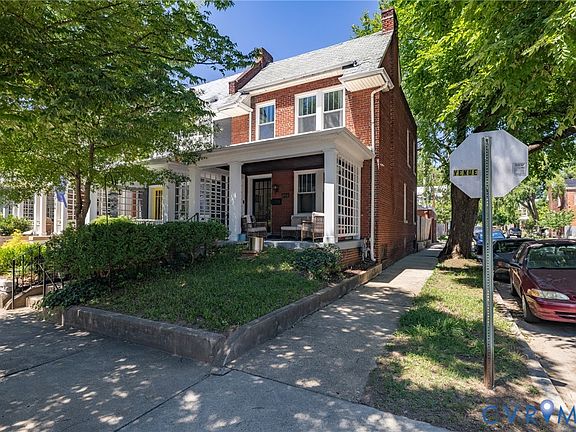 3rd image of 2100 Maplewood Ave