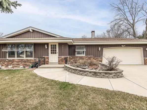 3636 South 104th STREET, Greenfield, WI 53228