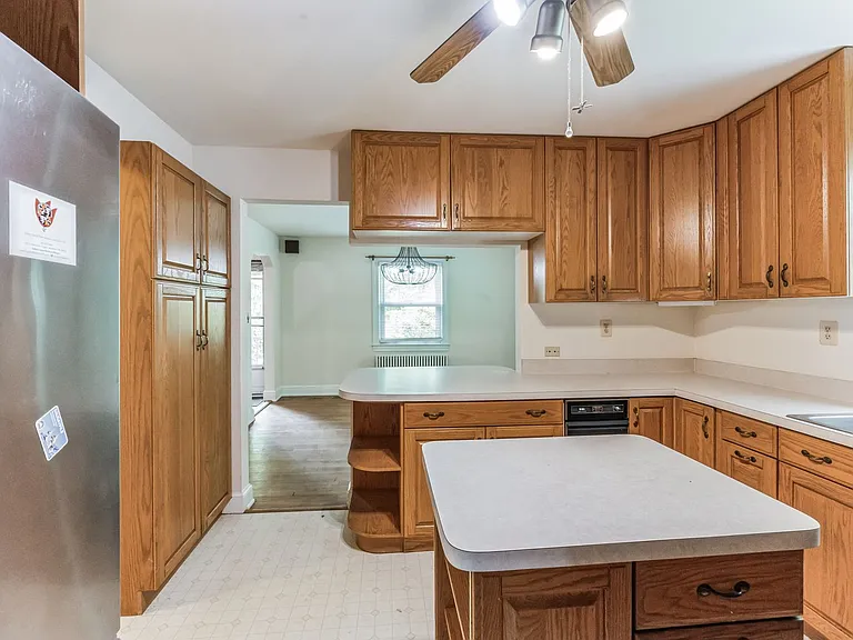 14011 Rectory Ln — Photo 9