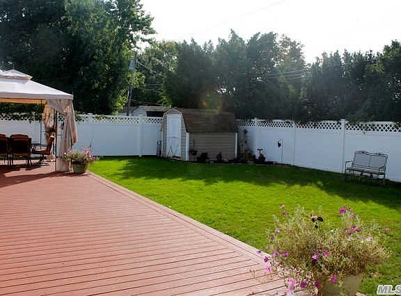 4th image of 2320 Plymouth Pl