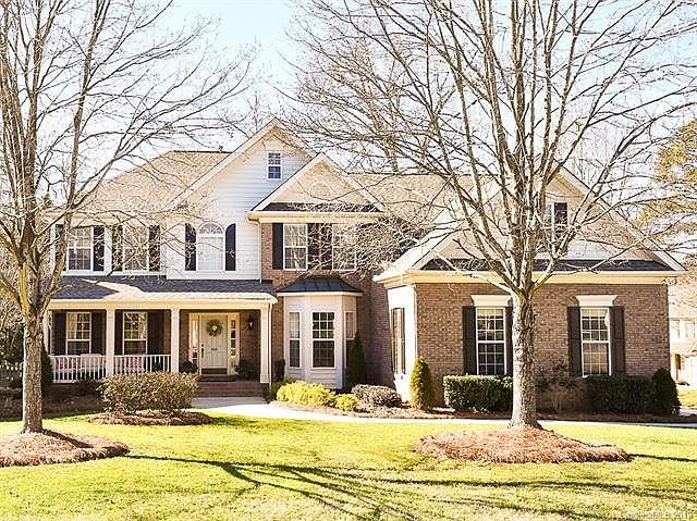 1st image of 800 Coachman Dr