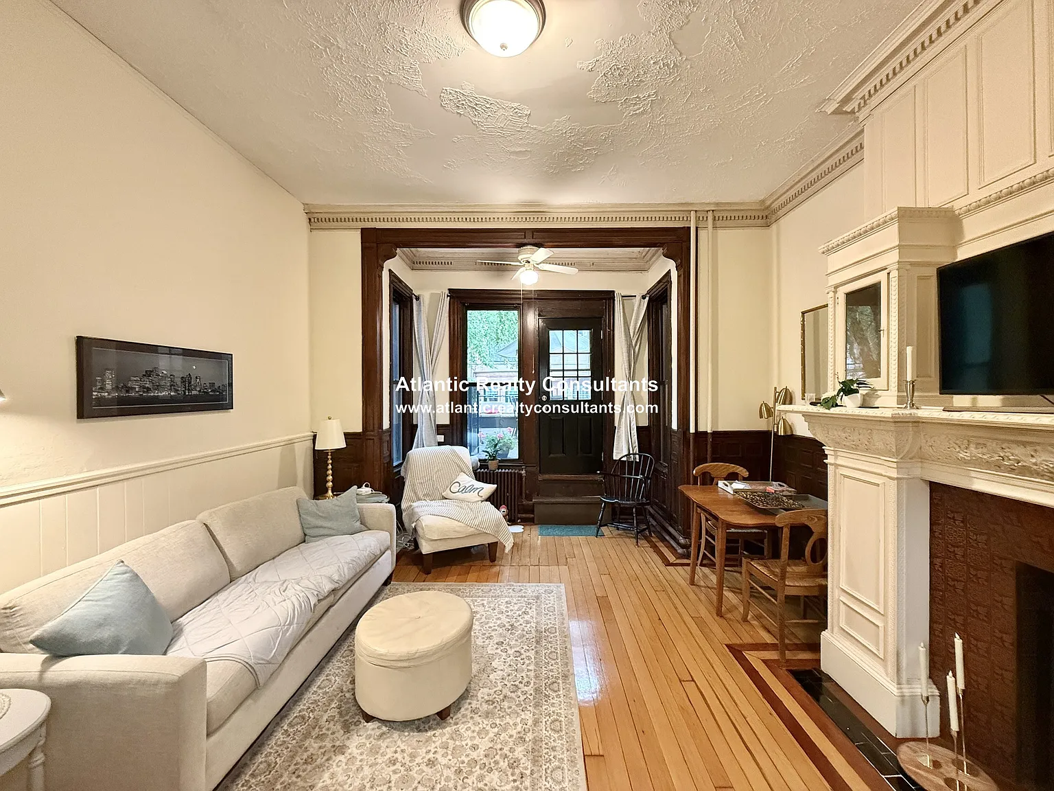 1 bed, 650 sqft, $3,695 — Photo 2