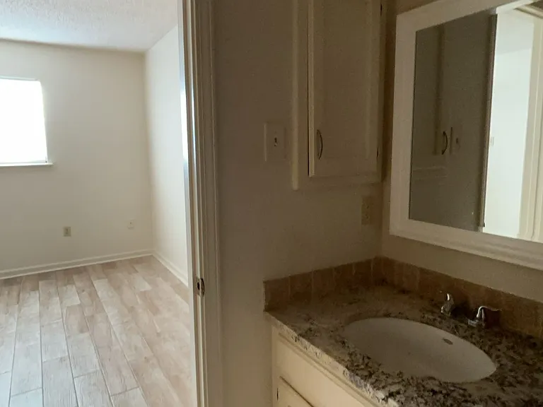12770 Brogdon Ln — Photo 7