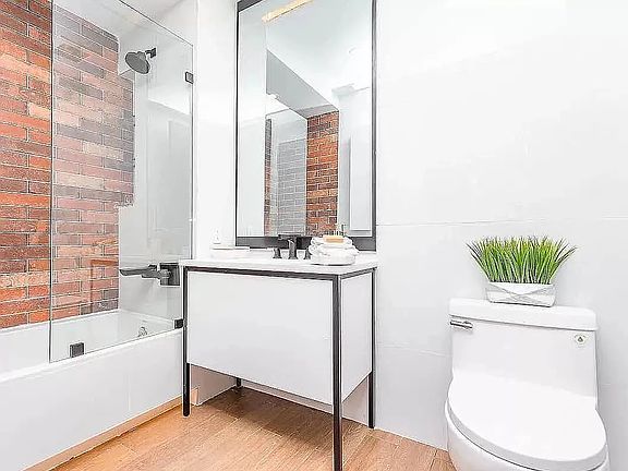 3rd image of 42-22 27th St #513