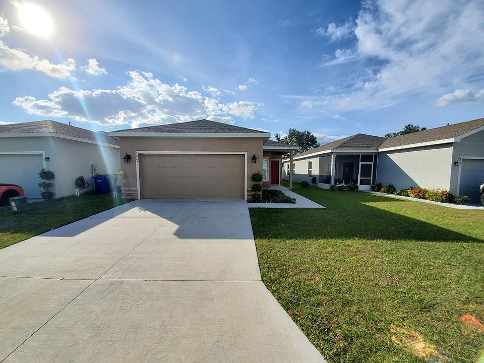 1st image of 2925 Whispering Trails Dr