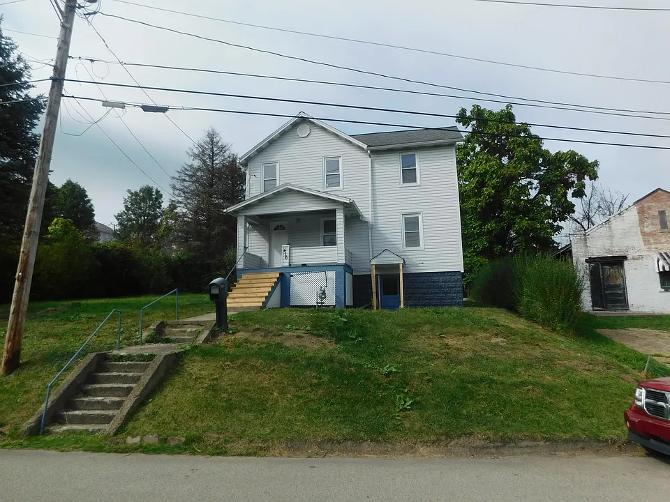 416 S Mount Vernon Avenue Ext