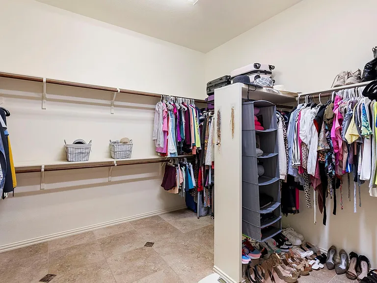 19 Driftdale Pl — Photo 37
