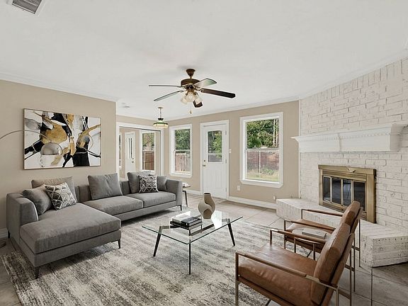 3rd image of 5908 Willow Valley Dr