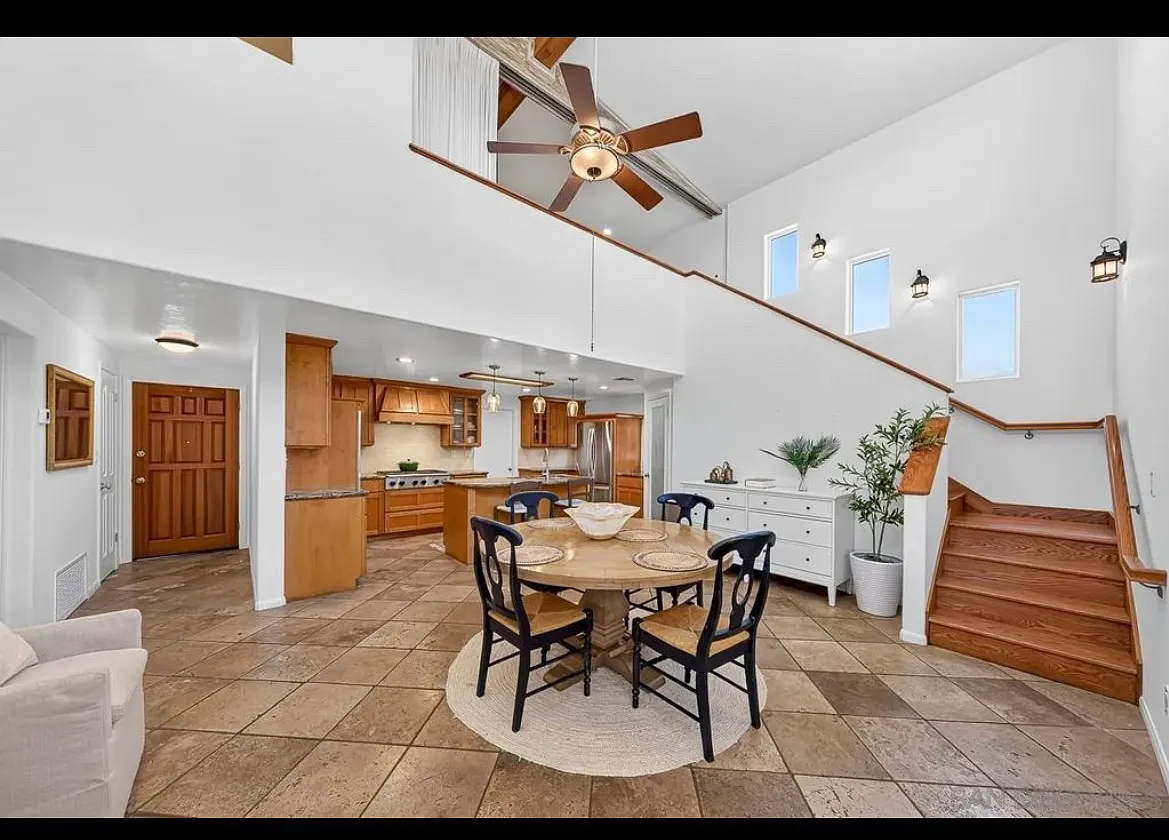 4 bed, 2100 sqft, $5,195 — Photo 3