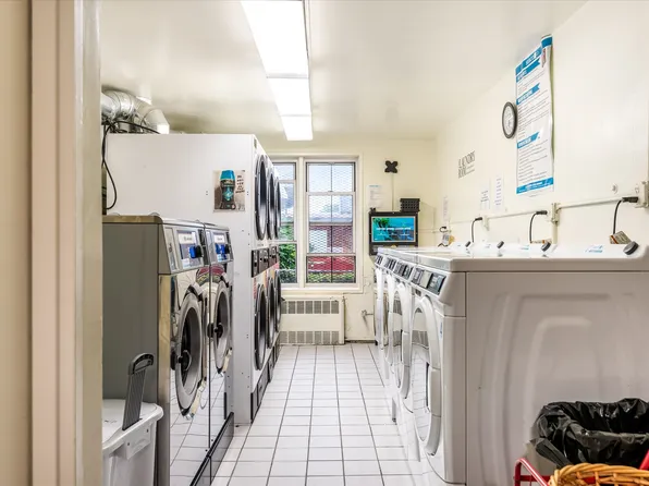 151-05 Cross Island Parkway image 16 of 18