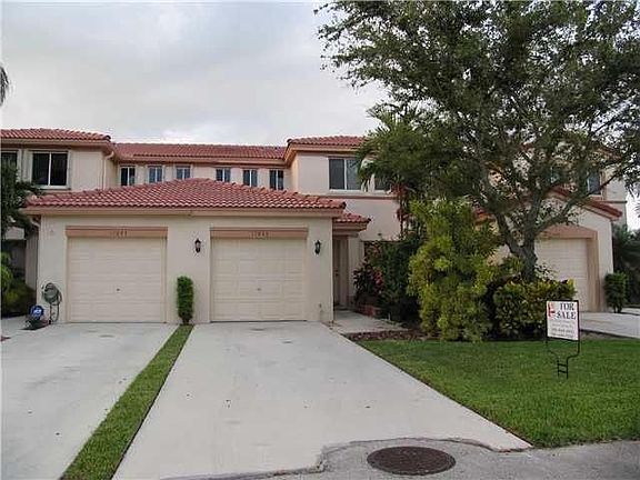 2nd image of 11043 SW 16th Mnr