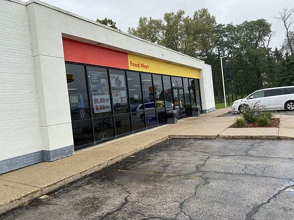 2nd image of 53 Airport Dr