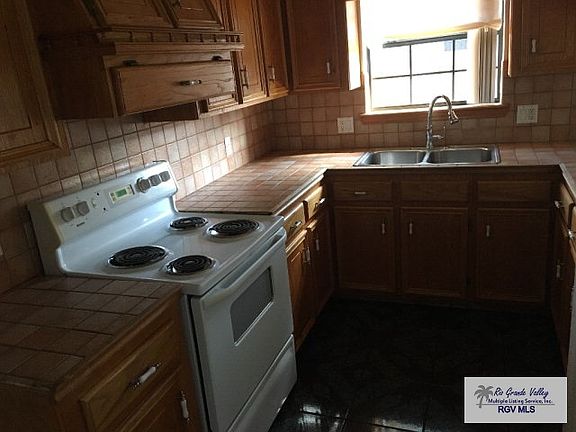 4th image of 15 Durango Ct