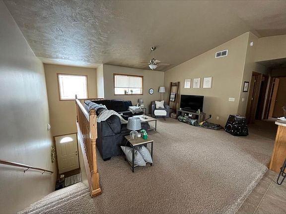 5th image of 3801 W 93rd St APT 3