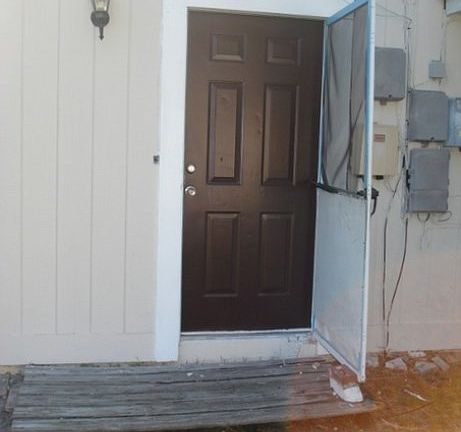 4th image of 6703 50th Ave N