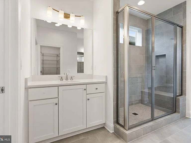 121 Cowbird St — Photo 31