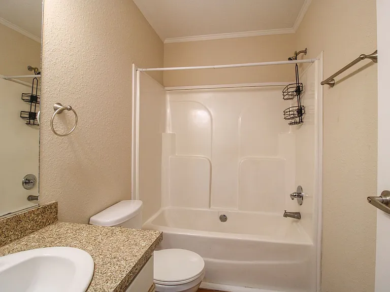 122 Meadows Ln — Photo 19