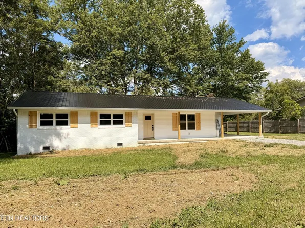 75 Westwind Dr, Crossville, TN 38555