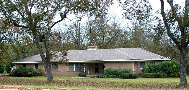 2nd image of 3370 Elamville St