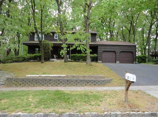 3 Van Wickle Rd, East Brunswick, NJ 08816