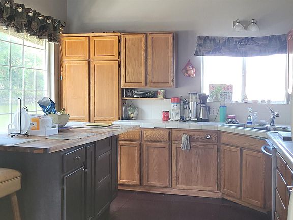5th image of 26312 NW Saint Helens Rd