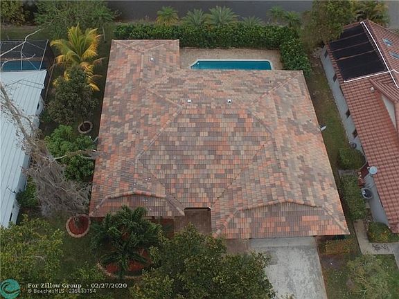 3rd image of 4006 NW 73rd Ave