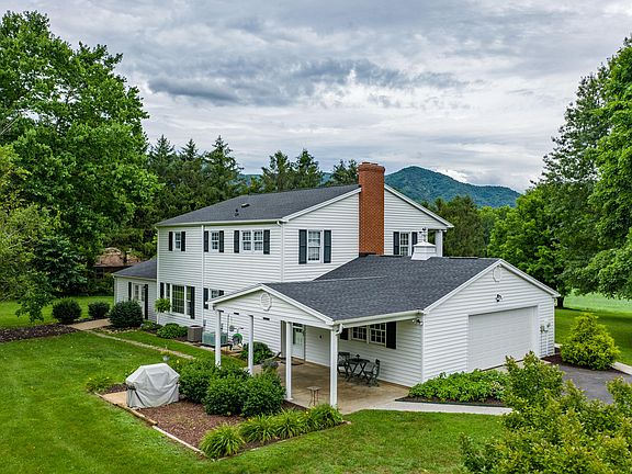 5th image of 88 Windsor Ln