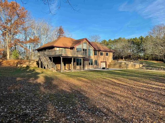 488 Rural St, Berlin, WI 54923