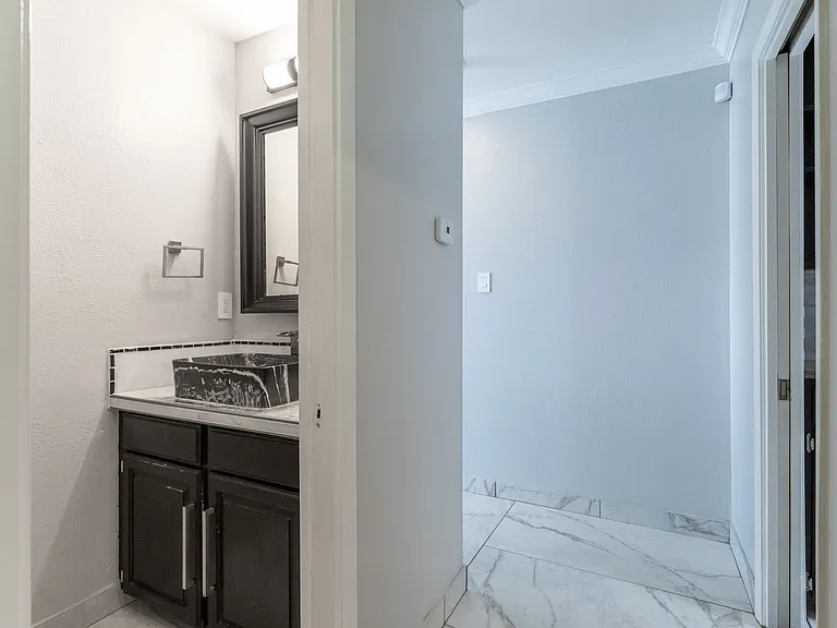 46 Augusta Dr — Photo 25