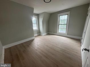 15 S Welles Ave, Kingston, PA 18704
