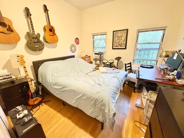 83 Hall Street image 5 of 11