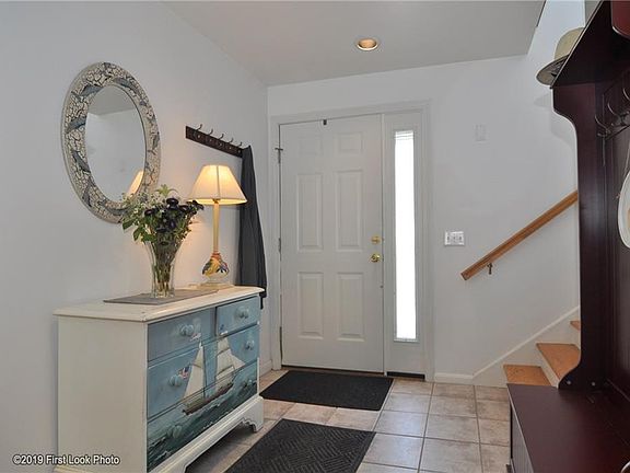 2nd image of 15 Martingale Ln