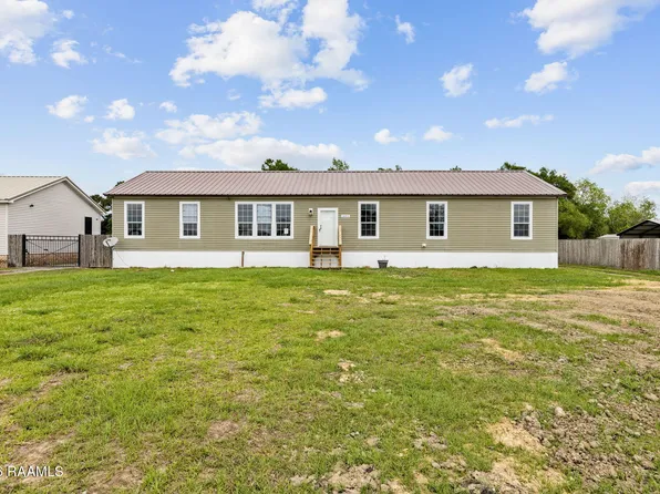 1402 L Dubois Rd, New Iberia, LA 70560