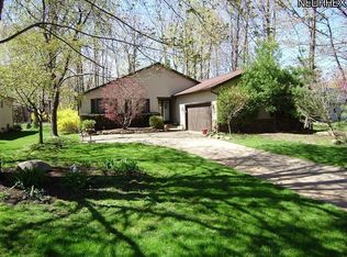 6014 Jane Dr, Mentor, OH 44060