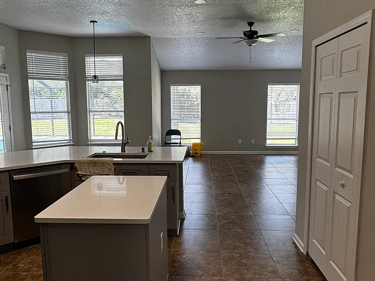 701 Cherry St — Photo 11