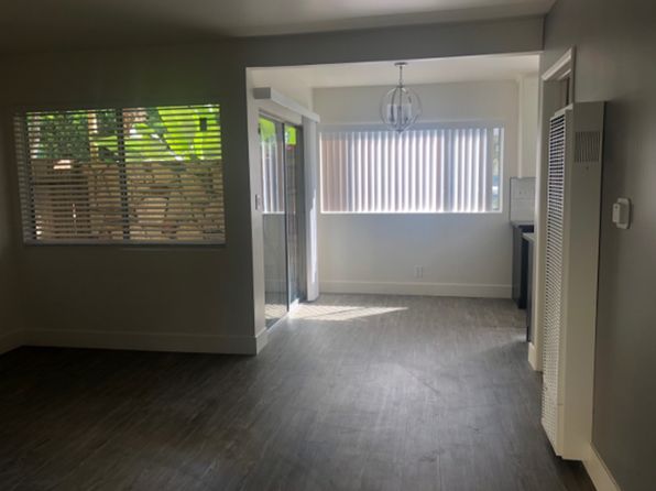 95 N Michigan Ave APT 8