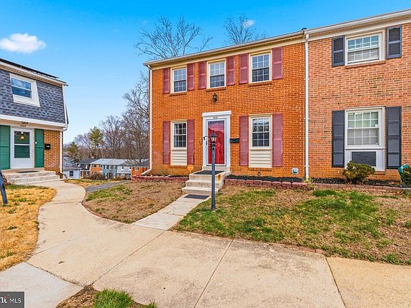 3rd image of 1521 Potomac Heights Dr Unit 273