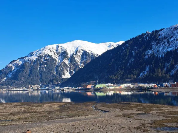 900 1st St, Douglas, AK 99824