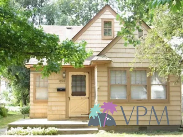 1826 E Fox St, South Bend, IN 46613