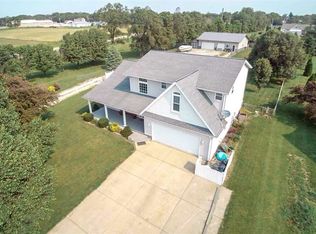 100 Country Dr, Green Valley, IL 61534