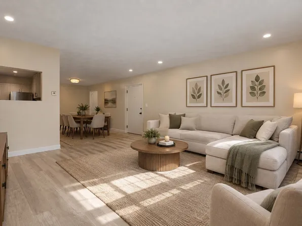 68 Summer Ave APT 1, Stoughton, MA 02072