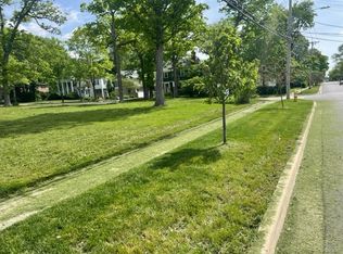 4940 Seeley Ave, Downers Grove, IL 60515