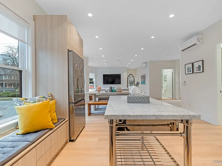 957 Nicola St #951 — Photo 7