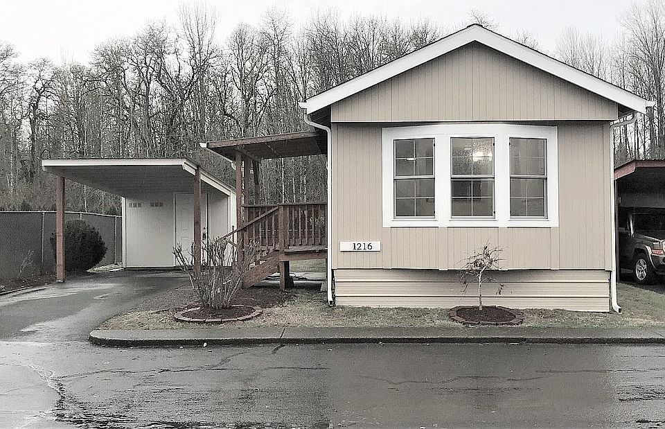 1st image of 300 SW 7th Ave Unit 1216